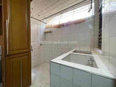 Apartamento de 3 alcobas en venta en El Limonar, Cali, 94 m² · foto 5 de 15