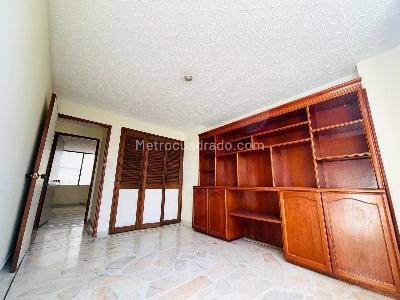 Apartamento de 3 alcobas en venta en El Limonar, Cali, 94 m² · foto 11 de 15