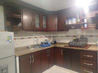 Casa de 4 alcobas en venta en Valle Del Lili, Cali, 270 m² · foto 9 de 19
