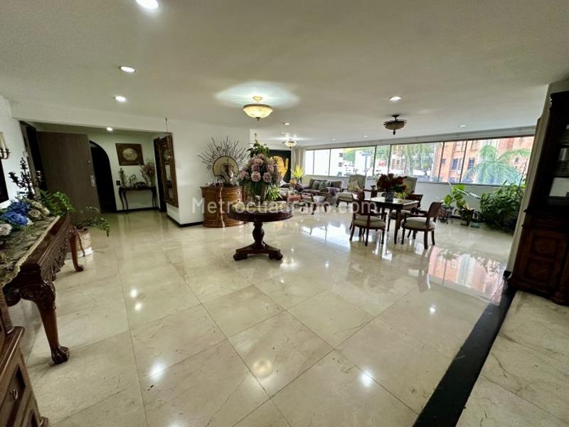 Apartamento en Arriendo, Arboledas, Cali – další