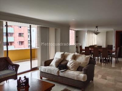 Apartamento de 4 alcobas en venta en Laureles, Medellín, 200 m² · foto 16 de 20