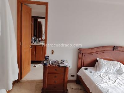 Apartamento de 4 alcobas en venta en Laureles, Medellín, 200 m² · foto 20 de 20