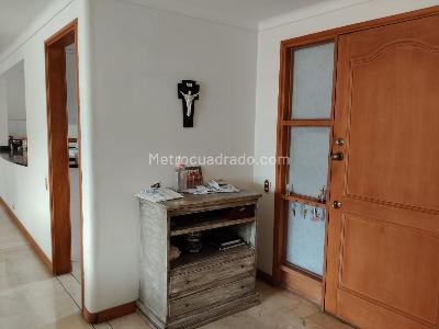 Apartamento de 4 alcobas en venta en Laureles, Medellín, 200 m² · foto 9 de 20