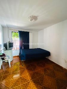 Casa de 5 alcobas en venta en Salomia, Cali, 200 m² · foto 9 de 11