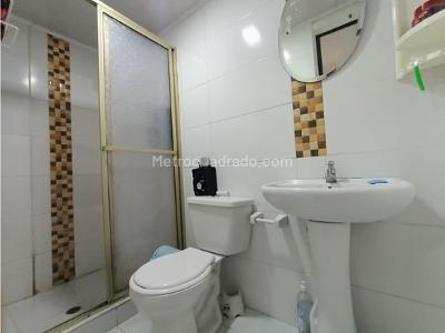 Casa de 5 alcobas en venta en Los Guayacanes, Cali, 104 m² · foto 6 de 17
