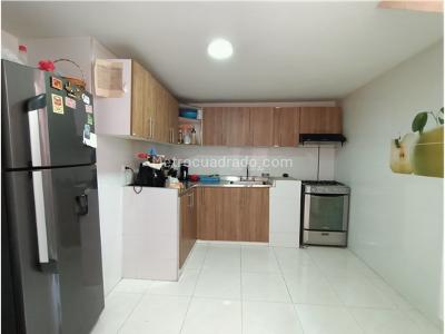 Casa de 5 alcobas en venta en Los Guayacanes, Cali, 104 m² · foto 14 de 17