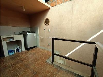 Casa de 5 alcobas en venta en Los Guayacanes, Cali, 104 m² · foto 15 de 17
