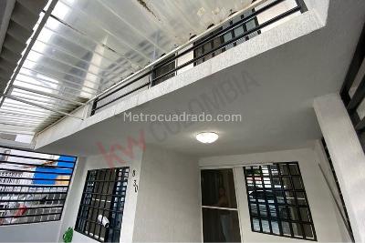 Casa de 3 alcobas en venta en Salomia, Cali, 150 m² · foto 2 de 20