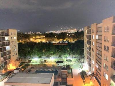 Apartamento de 3 alcobas en venta en Valle Del Lili, Cali, 85 m² · foto 7 de 11