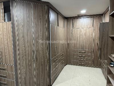 Casa de 5 alcobas en venta en Ciudad Jardin, Cali, 700 m² · foto 5 de 14