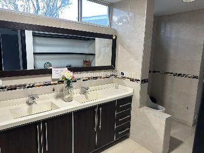 Casa de 5 alcobas en venta en Ciudad Jardin, Cali, 700 m² · foto 7 de 14