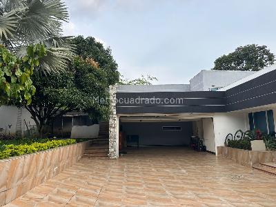 Casa de 5 alcobas en venta en Ciudad Jardin, Cali, 700 m² · foto 8 de 14
