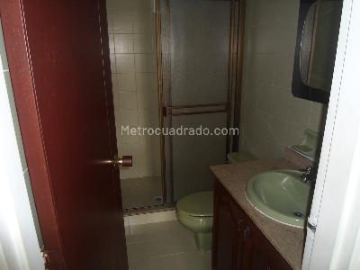 Apartamento de 4 alcobas en venta en Prados Del Norte, Cali, 137 m² · foto 18 de 20
