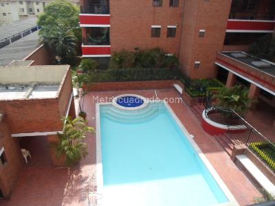 Apartamento de 4 alcobas en venta en Prados Del Norte, Cali, 137 m² · foto 19 de 20