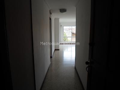 Apartamento de 4 alcobas en venta en Prados Del Norte, Cali, 137 m² · foto 9 de 20