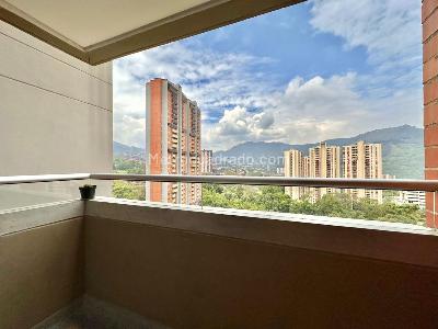 Apartamento en venta en Suramerica, Itagüí · foto 6 de 12
