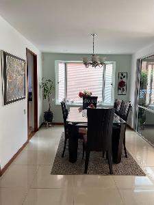 Casa de 3 alcobas en venta en Loma Benedictinos, Envigado, 220 m² · foto 6 de 20