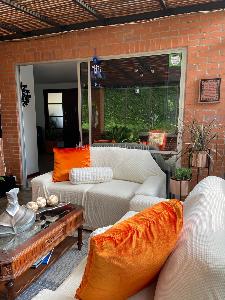 Casa de 3 alcobas en venta en Loma Benedictinos, Envigado, 220 m² · foto 10 de 20