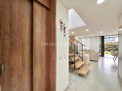 Casa de 3 alcobas en venta en San Lucas, Envigado, 168 m² · foto 5 de 20