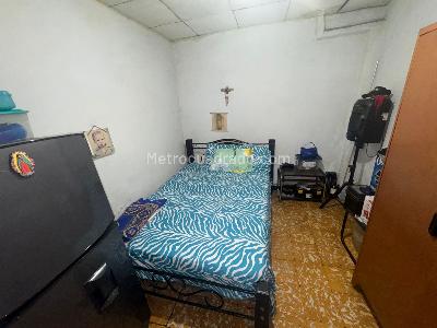 Casa de 5 alcobas en venta en La Esmeralda, Cali, 227 m² · foto 13 de 20