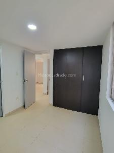 Apartamento de 3 alcobas en venta en Oasis De Comfandi, Cali, 55 m² · foto 11 de 14