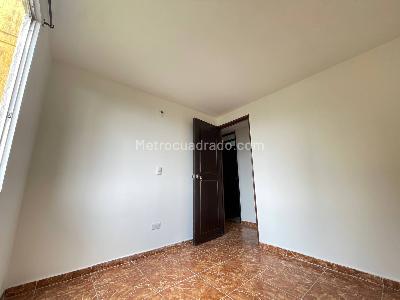 Apartamento de 3 alcobas en venta en Aguacatal, Cali, 55 m² · foto 12 de 16
