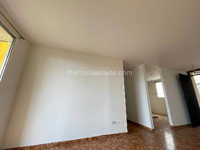 Apartamento de 3 alcobas en venta en Aguacatal, Cali, 55 m² · foto 4 de 16