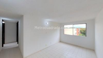 Apartamento de 3 alcobas en venta en San Judas Tadeo, Cali, 52 m² · foto 2 de 20