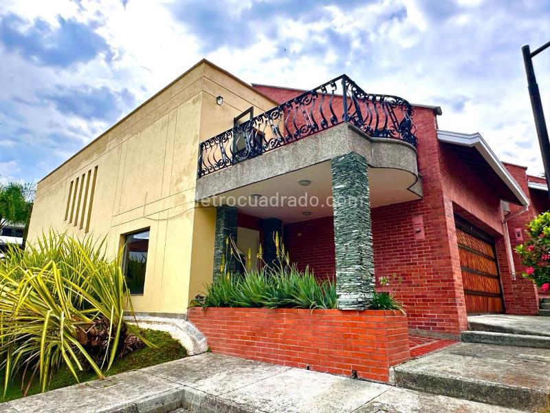 Casa en Arriendo, Las Palmas, Medellín - Widok 4