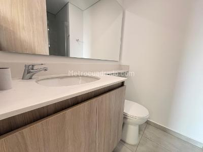 Apartamento de 2 alcobas en venta en Santa Ana, Bello, 62 m² · foto 10 de 11