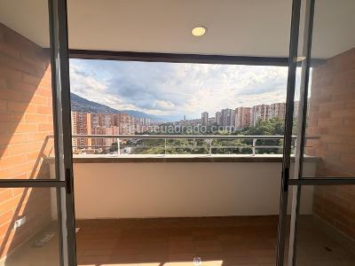 Apartamento de 2 alcobas en venta en Santa Ana, Bello, 62 m² · foto 3 de 11