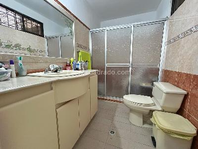 Casa de 4 alcobas en venta en El Limonar, Cali, 250 m² · foto 16 de 20