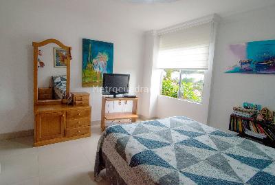 Apartamento de 4 alcobas en venta en Los Pinos, Bucaramanga, 125 m² · foto 2 de 19