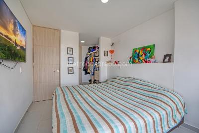 Apartamento de 2 alcobas en venta en Cristales, Cali, 83 m² · foto 18 de 20