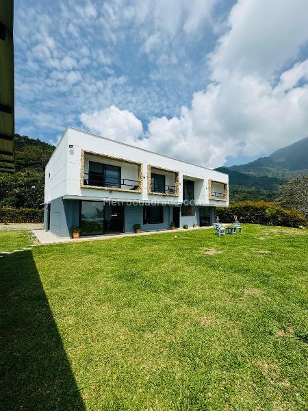 Casa – Bello - Vista 2