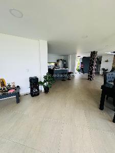 Casa de 4 alcobas en venta en Norteamerica, Bello, 394 m² · foto 7 de 20