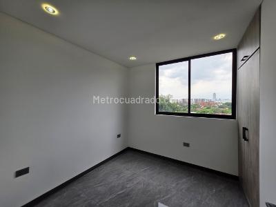 Apartamento en venta en Prados Del Norte, Cali · foto 8 de 11