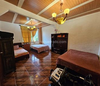 Casa de 5 alcobas en venta en La Reforma, Cali, 430 m² · foto 3 de 20