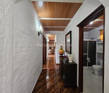 Casa de 5 alcobas en venta en La Reforma, Cali, 430 m² · foto 10 de 20