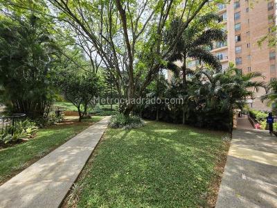 Apartamento de 5 alcobas en venta en Normandia, Cali, 520 m² · foto 14 de 20