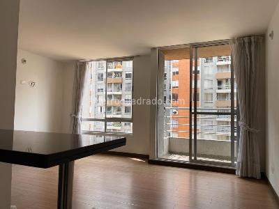 Apartamento en venta en Castilla, Bogotá · foto 3 de 17