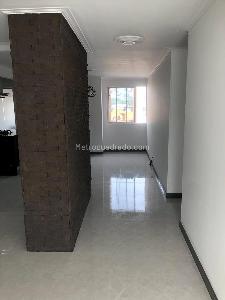 Apartamento de 3 alcobas en venta en Laureles, Medellín, 137 m² · foto 10 de 17