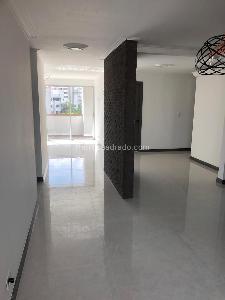 Apartamento de 3 alcobas en venta en Laureles, Medellín, 137 m² · foto 15 de 17