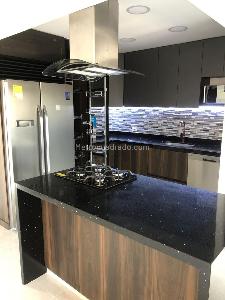Apartamento de 3 alcobas en venta en Laureles, Medellín, 137 m² · foto 3 de 17