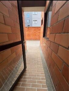 Apartamento de 3 alcobas en venta en Laureles, Medellín, 125 m² · foto 3 de 15