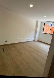 Apartamento de 3 alcobas en venta en Laureles, Medellín, 125 m² · foto 4 de 15