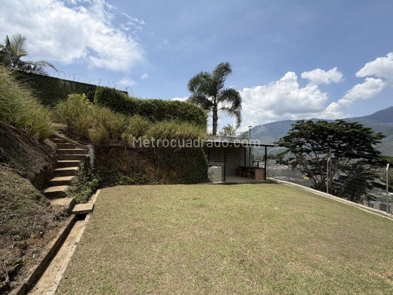 Cozy Country House for Rent in Copacabana - 3