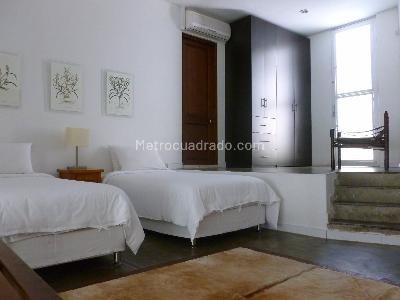 Casa de 5 alcobas en venta en Ciudad Jardin, Cali, 1030 m² · foto 10 de 13