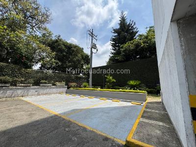 Apartamento de 3 alcobas en venta en Pance, Cali, 203 m² · foto 4 de 20