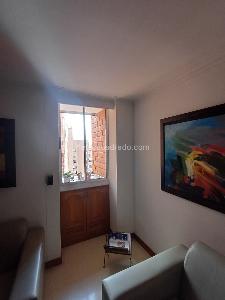 Apartamento de 3 alcobas en venta en Laureles, Medellín, 116 m² · foto 11 de 19